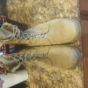 Vibrom military combat boots